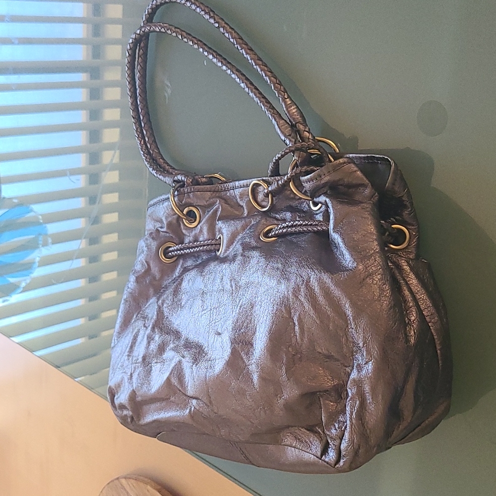Elliott Lucca Silver Metallic Handbag - Picture 4 of 8